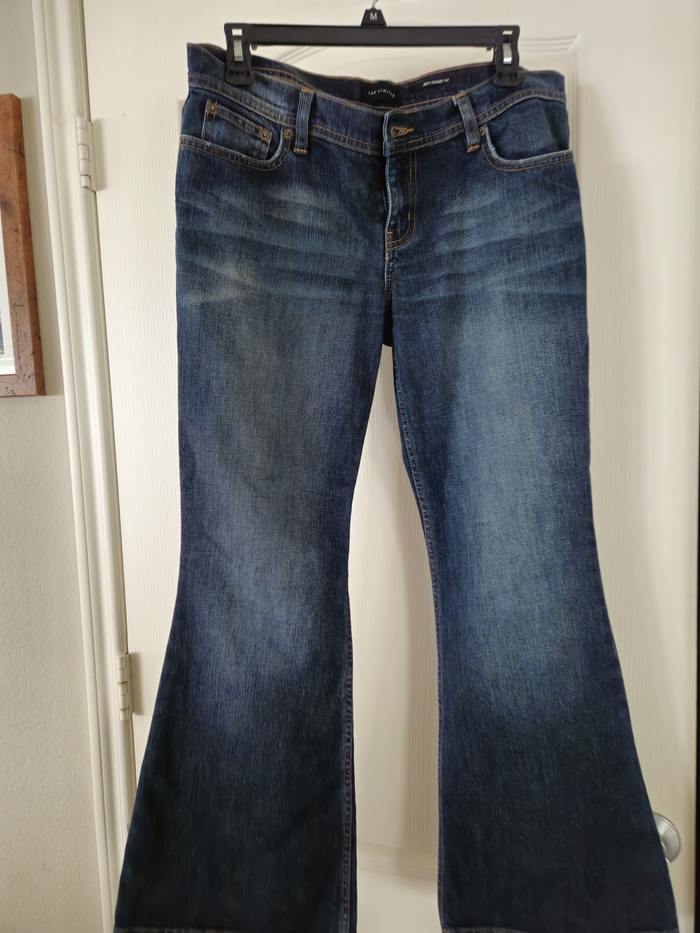 Sexy Cassidy Fit Low-Rise Bell Bottoms